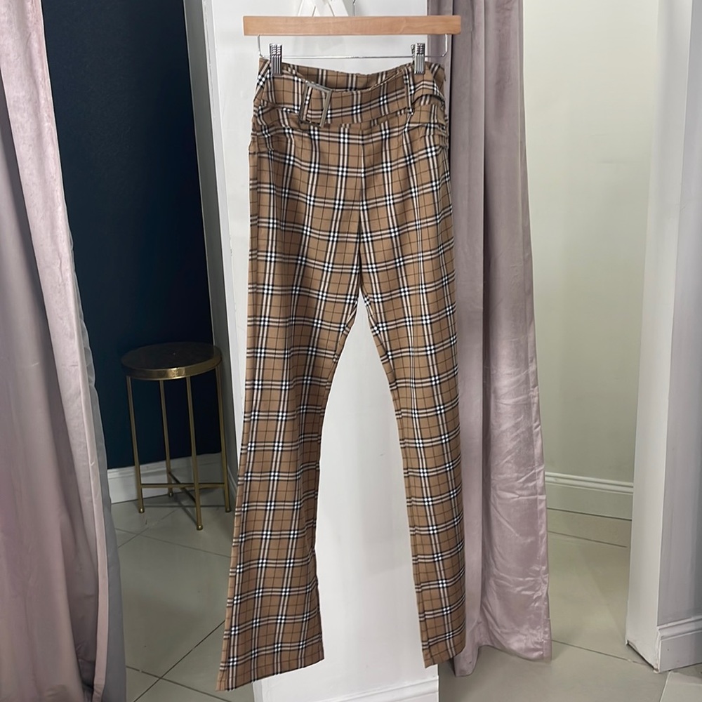 Plaid pants with built in belt-zipper on side